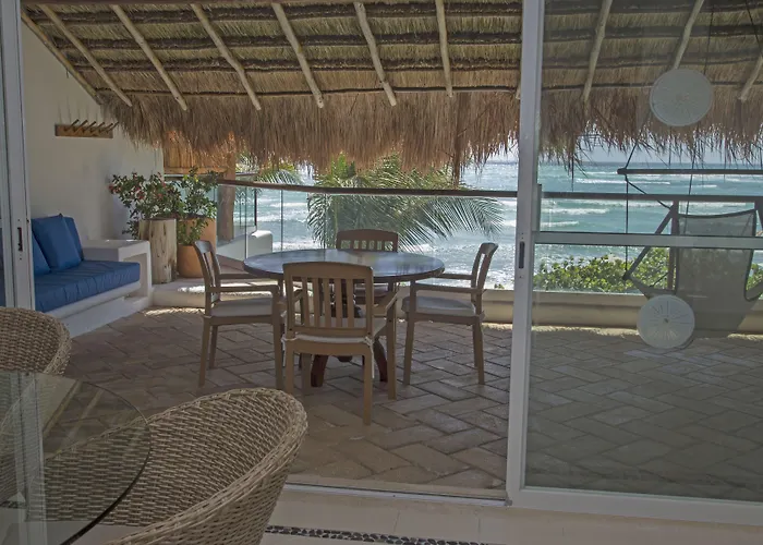Las Villas Akumal Aparthotel