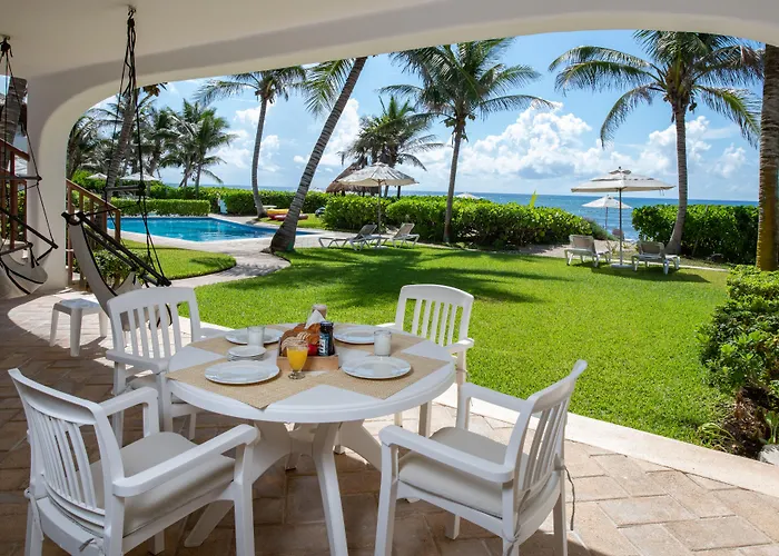Las Villas Akumal Aparthotel